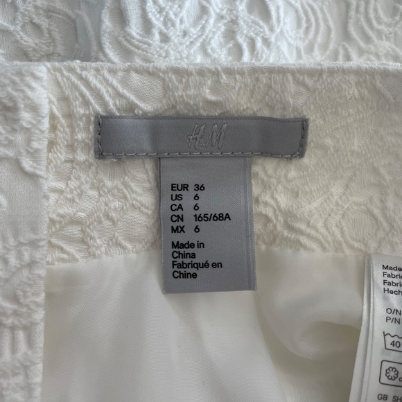 ✨Never Worn✨H&M White Textured Pencil Skirt - Picture 10 of 13